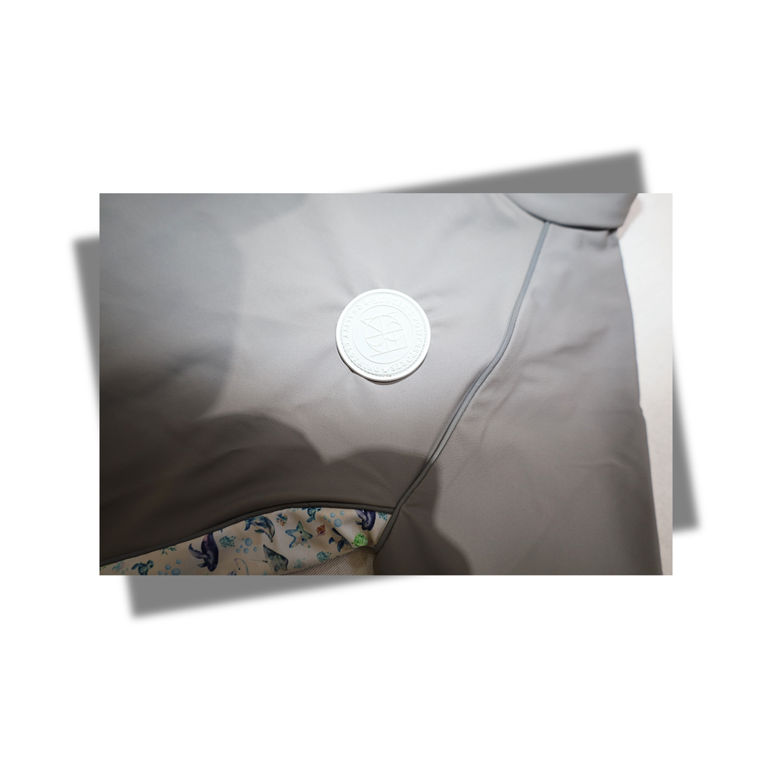 OLAOLA BOY'S REFLECTIVE SWIMSUIT